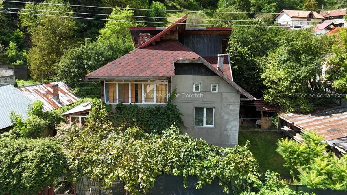 Casa de vanzare zona centrala langa magazinul Penny Brezoi - 6