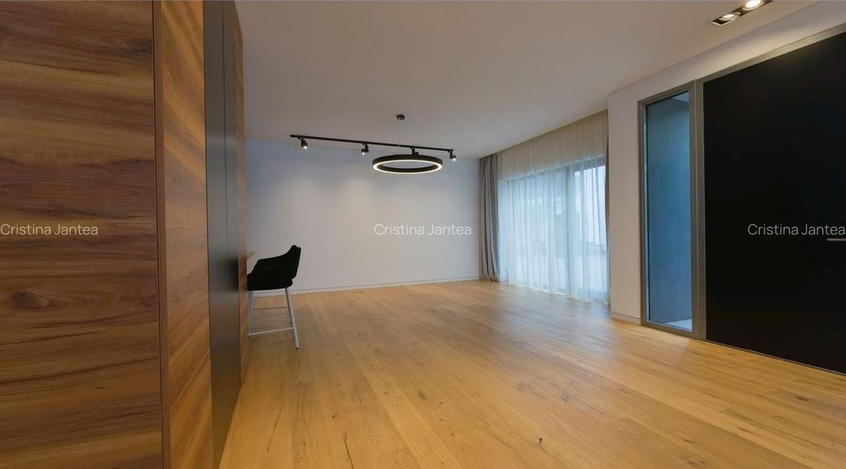 New! American School villa - 12