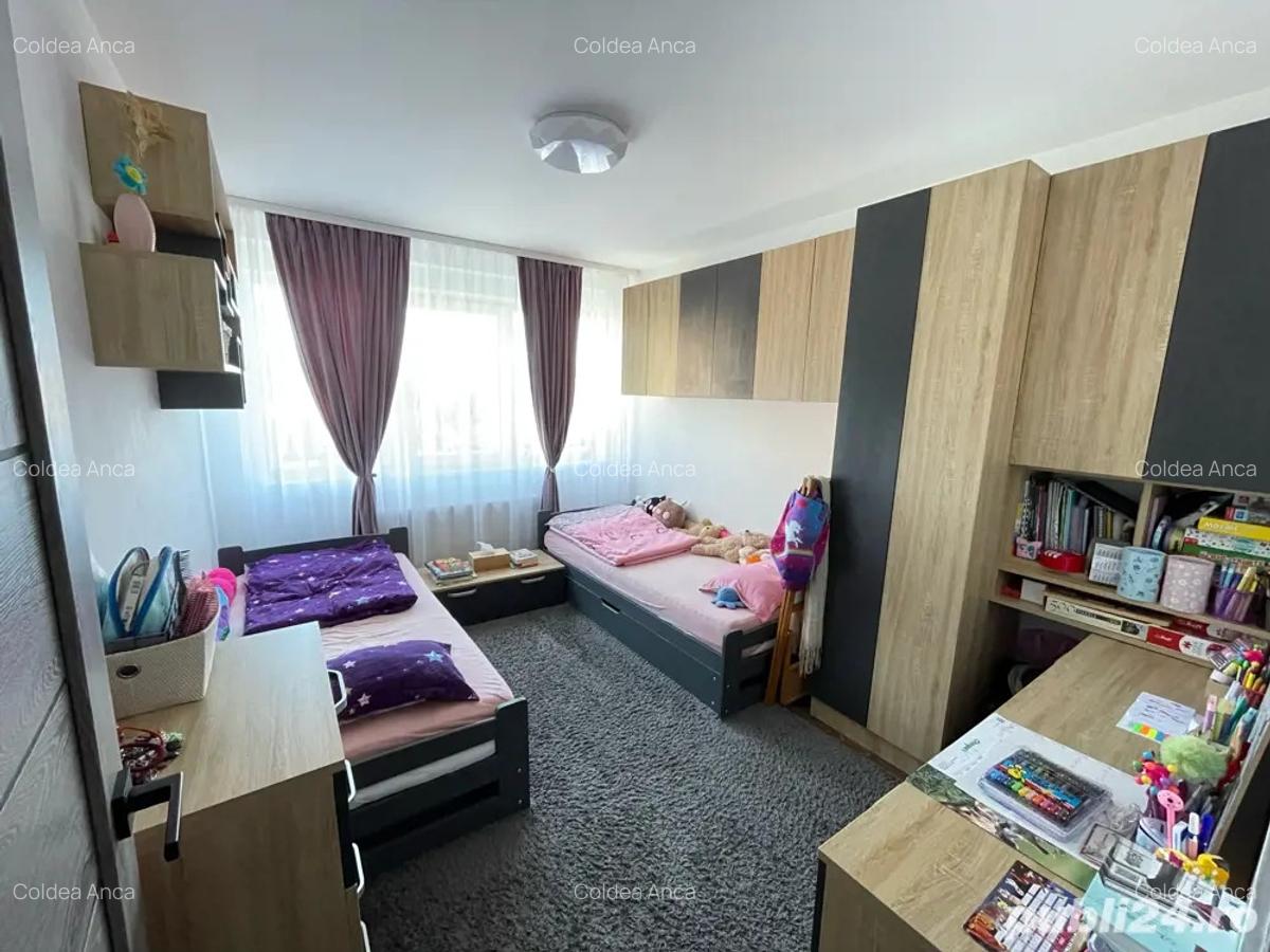 Apartament cu 3 camere, Str. Liberta?ii - 8 Apartament cu 3 camere, Str. Liberta?ii - 8