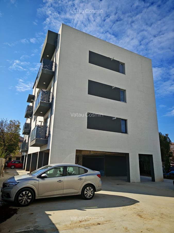 Apartament 2 cam | Prima inchiriere | Loc parcare | Aparatorii Patriei - 12 Apartament 2 cam | Prima inchiriere | Loc parcare | Aparatorii Patriei - 12