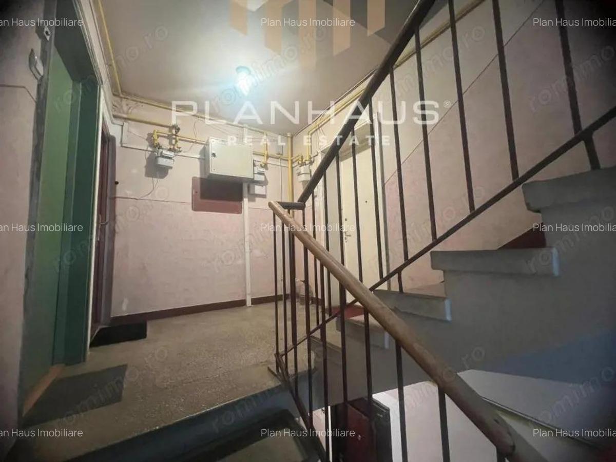 Vintage apartament 3 camere , Iuliu Maniu ,zona excelenta etaj 3 - 12