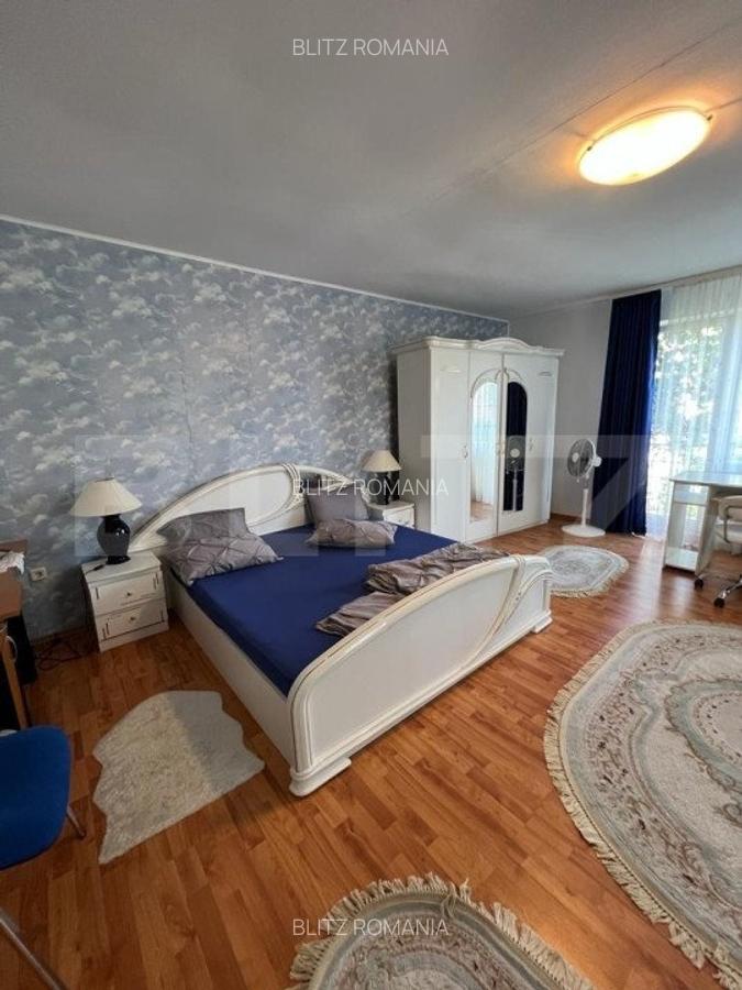 Casa pe strada Corvinilor cu trei apartamente - 3