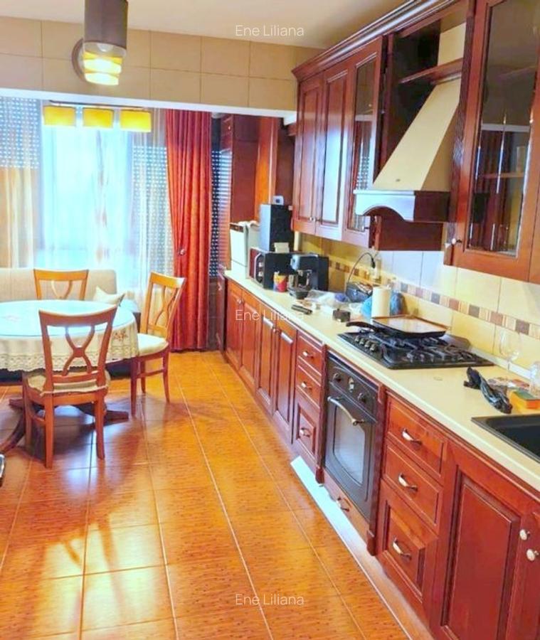 Apartament de vânzare - 4 camere, Strada Tecuci, Bloc Vega - 16
