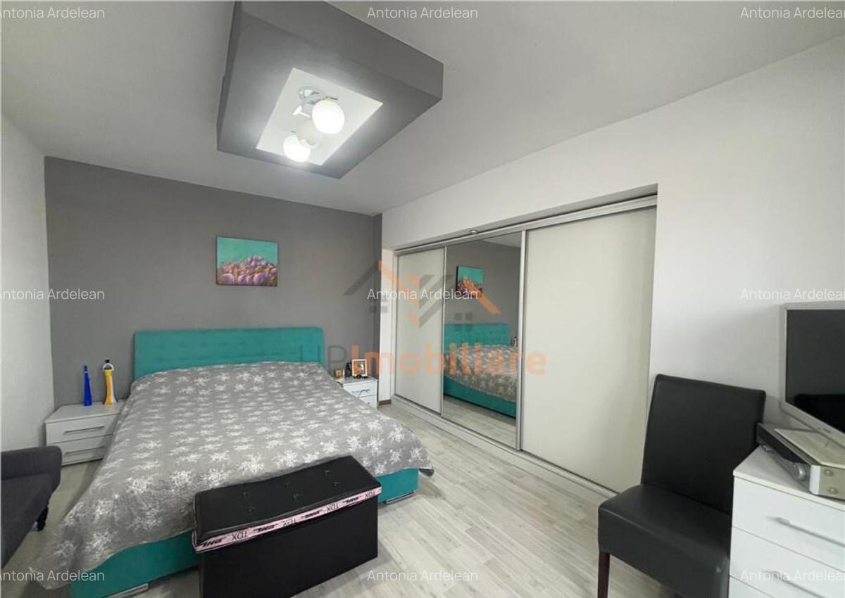 APARTAMENT 3 CAMERE | ETAJUL 6 | STR. COPOSU | ROGERIUS | O - 5