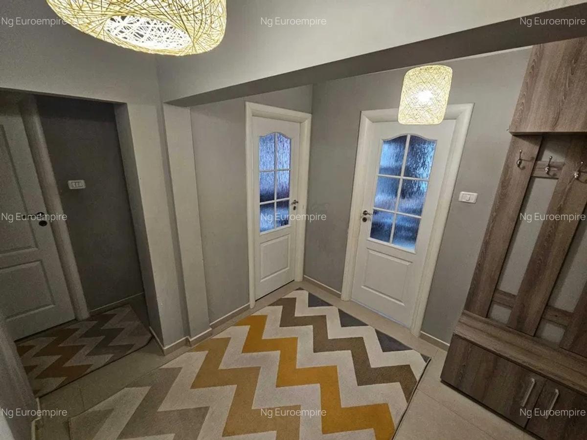 Apartament 3 camere decomandate zona Casa de Cultura - 2