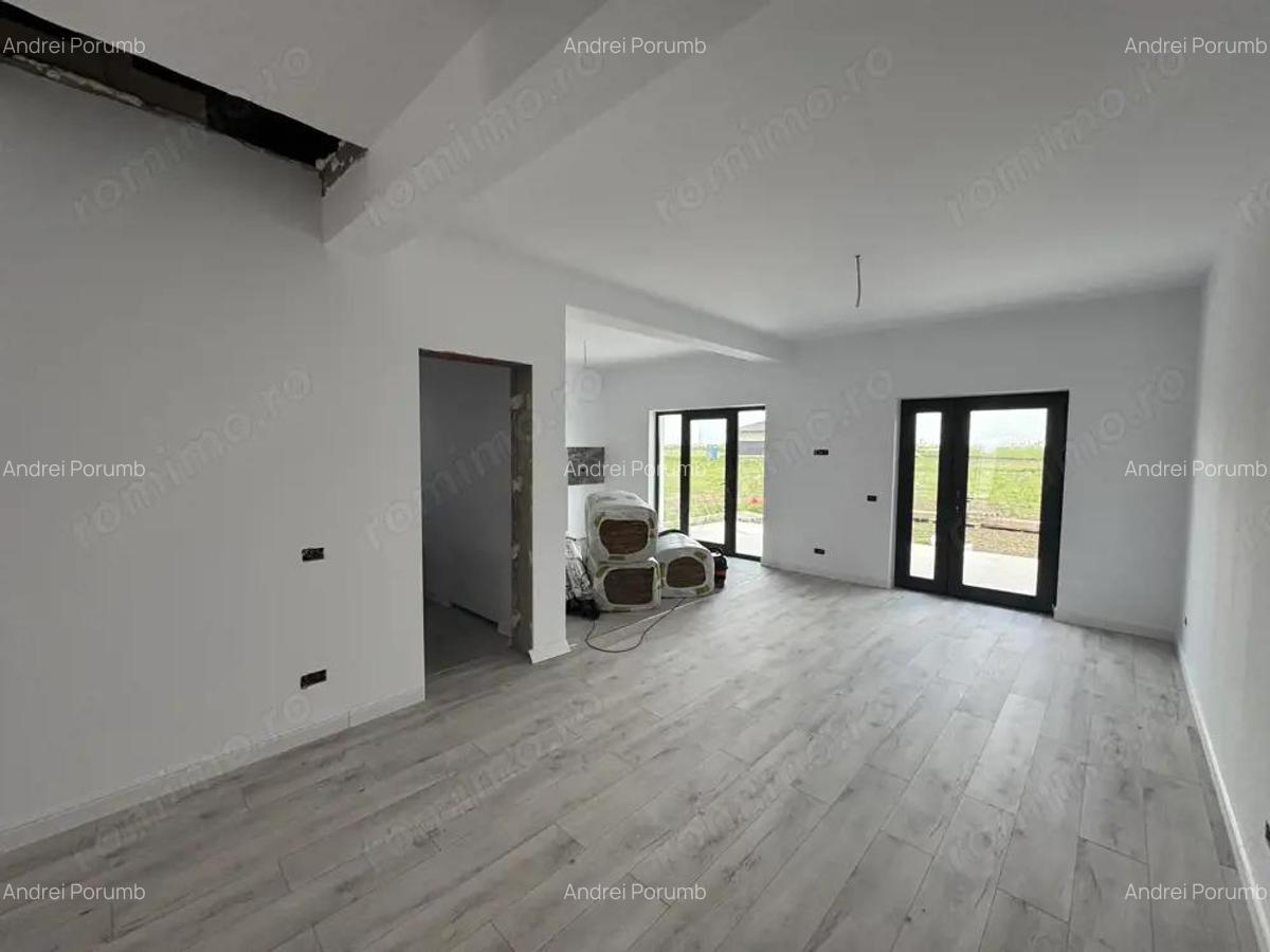 Sacalaz, 1/2 Duplex , Parter, 3 camere,2 bai,Terasa Acoperita - 8