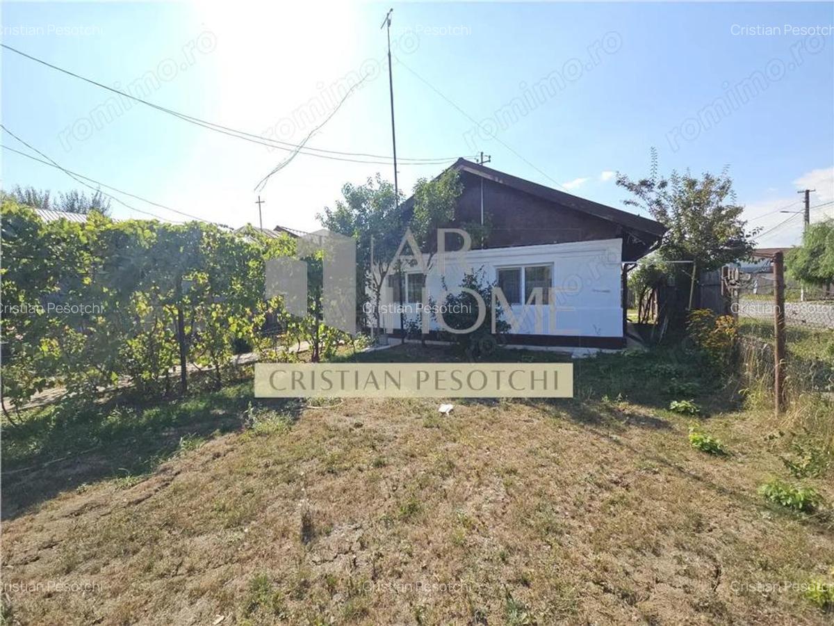 Casa 2 camere, in Lipanesti, zona primariei - 1