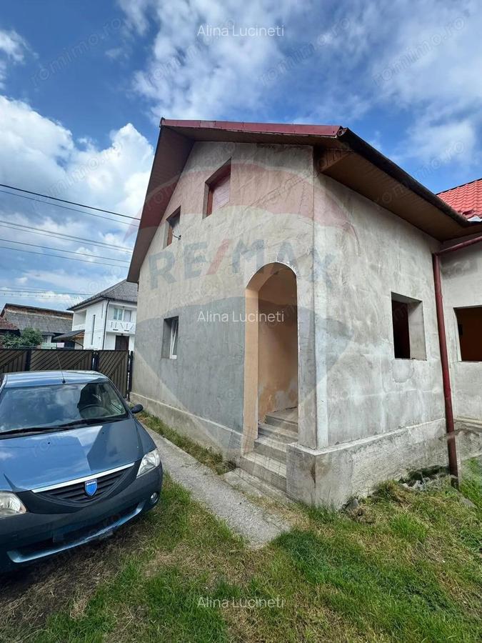 Casa / Vila cu 4 camere de vanzare - 4