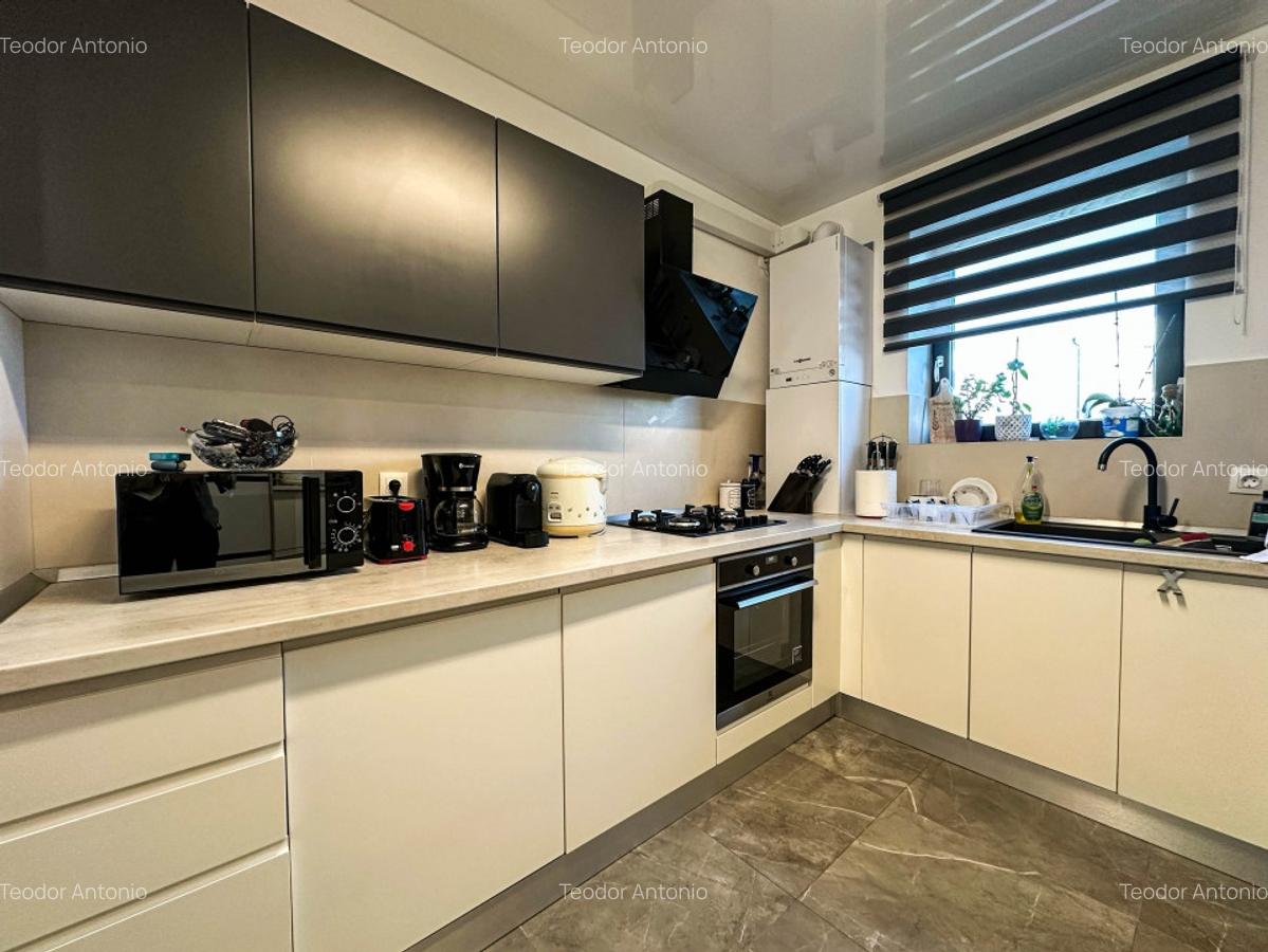 Vila 5 camere Pipera Alexander Residence Terasa 2 Locuri de Parcare - 6