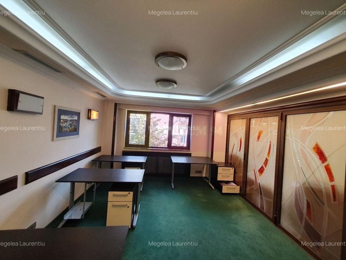 Apartament cu 3 camere de vanzare in Campina - Zona ultracentrala - 18