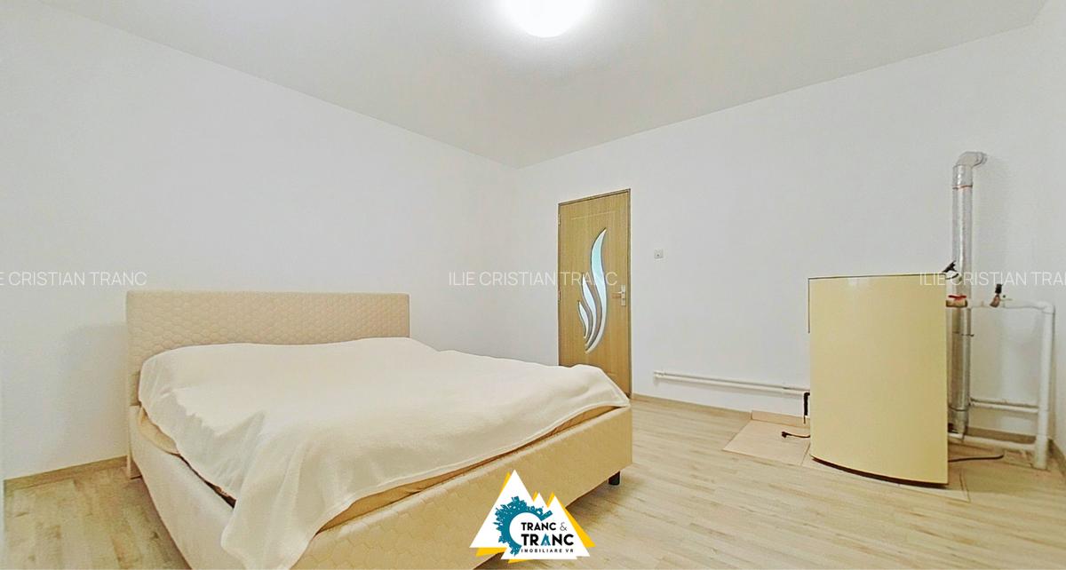 Casă cu 3 camere în Curtici - 1