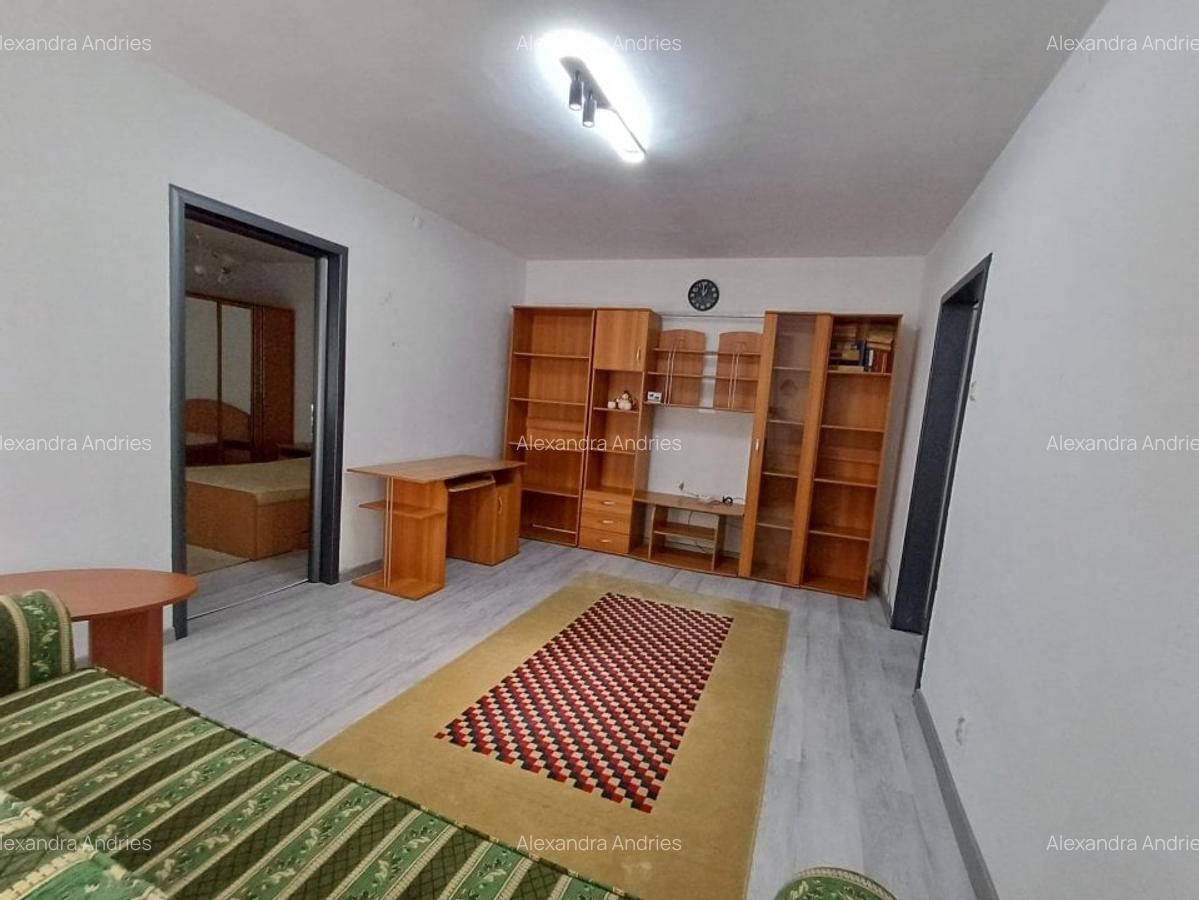 Apartament 2 camere de inchiriat -etajul 2 -  PODU ROȘ - 4