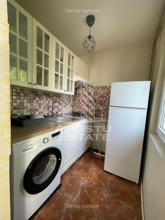 Apartament 3 camere, zona Sagului, etaj intermediar - 9