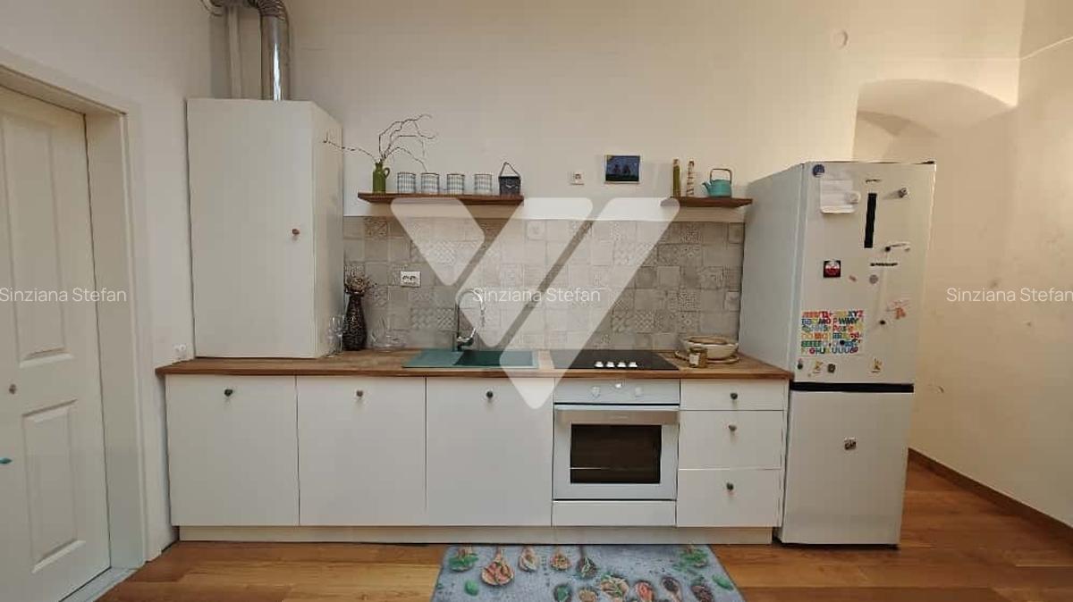 Apartament deosebit cu 3 camere in Centrul Istoric al Sibiului - 3