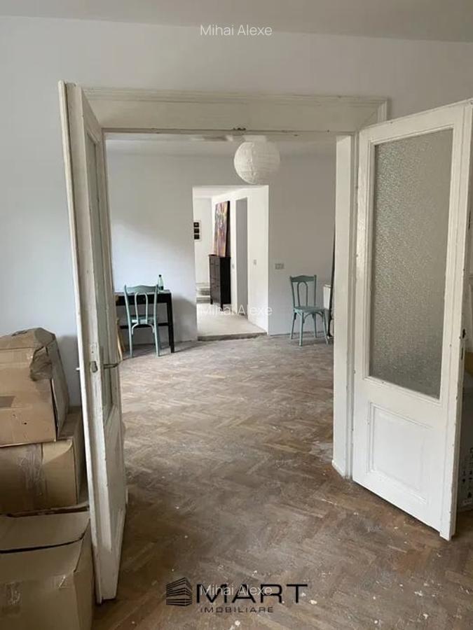 Casa istorica in Șchei, la 5 minute de Piata Sfatului -- cu curte si parcare - 5