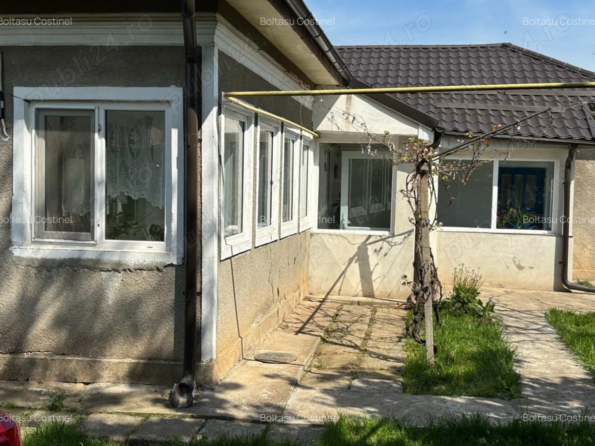 Casa vanzare Caracal 90m2 + teren 2110m2 - 2