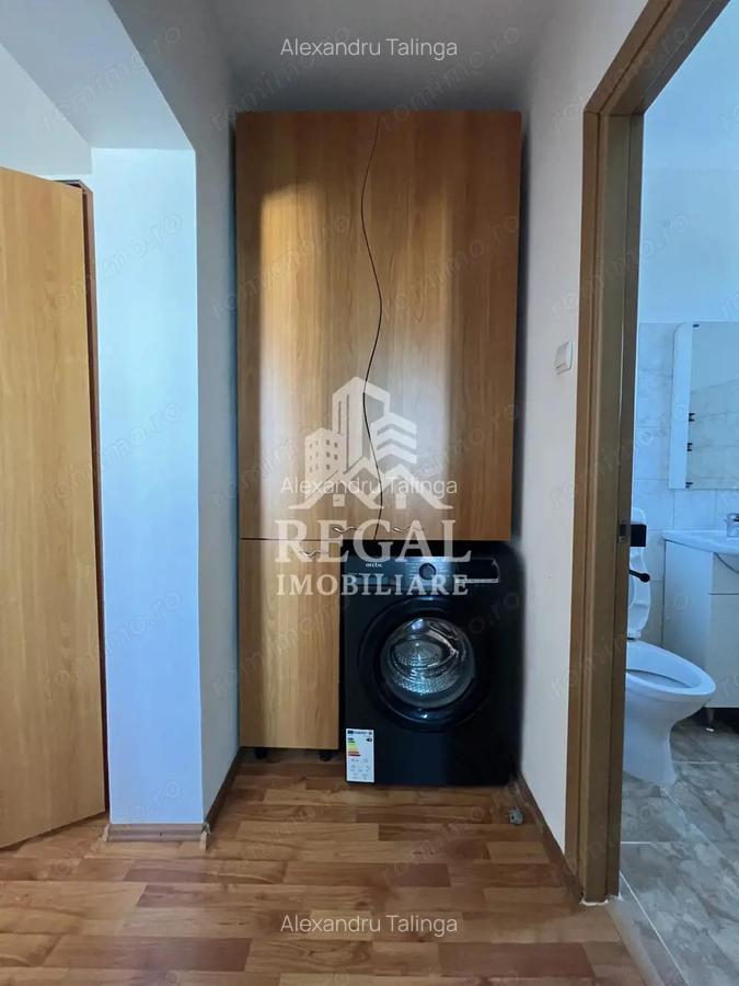 Apartament de inchiriat, 3 camere, Micro 4 - 7