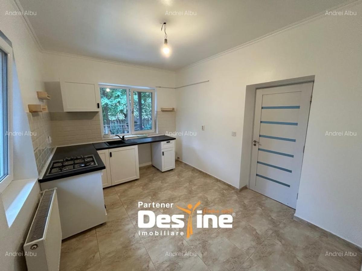 Casa individuala cu teren - 130mp utili 576 teren curte Acces rapid catre oras - 8