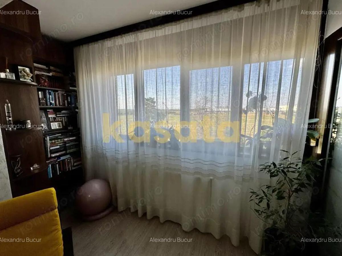 De vanzare apartament cu 3 camere decomandat Sos Chitilei - Colosseum - 12