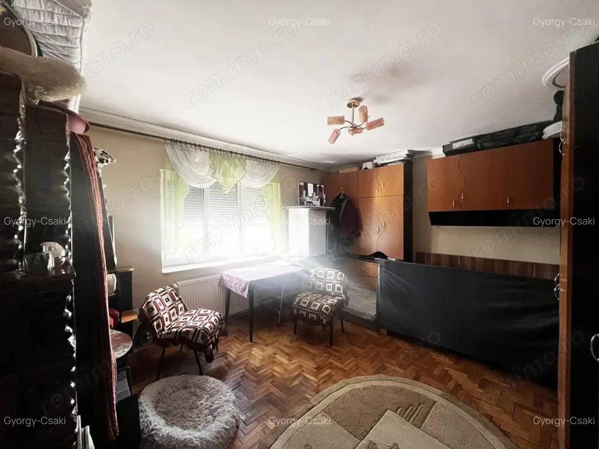 CASA cu 5 camere si garaj - Calea Clujului - IMOBIOHOR - 3