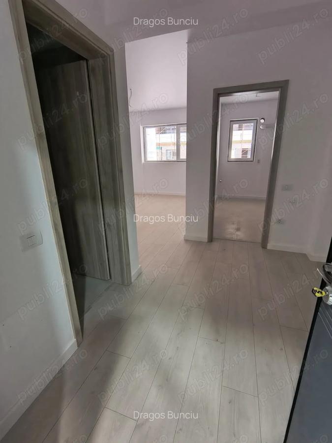 Garsoniera langa Metrou, pe parter, pentru birou, sau locuit cu mobila dvs - 8