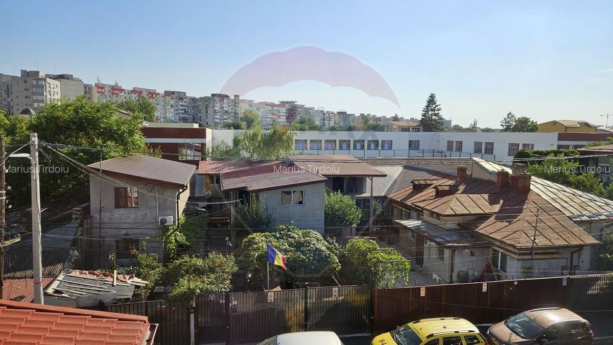 Vila spatioasa si versatila - Zona Margeanului, Bucuresti - 27
