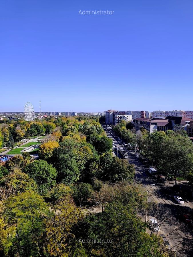 Lacul  Tei cu vedere superba   la lac - 1