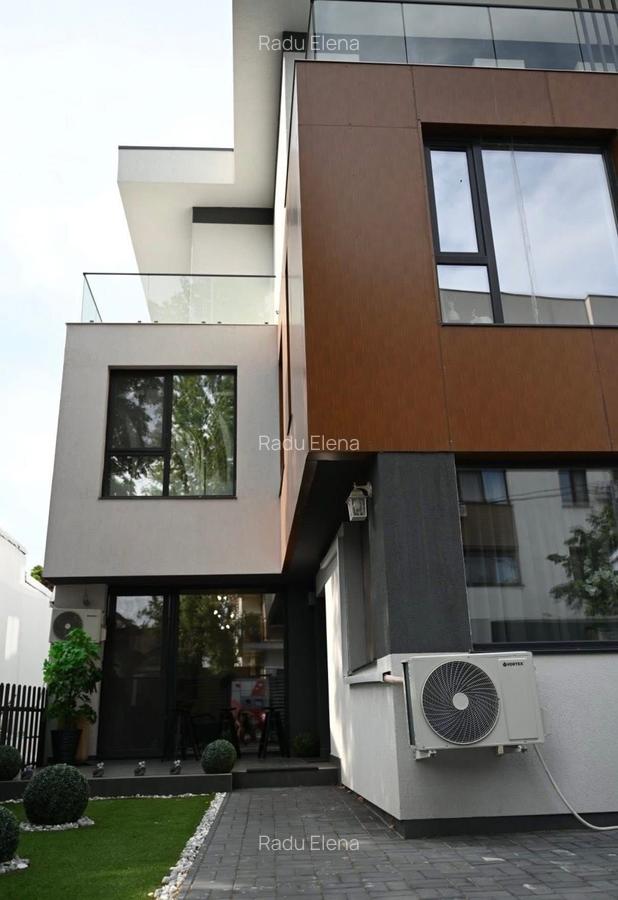 Stefan Cel Mare Parcul Circului-suprafata 180 mp-pret 2600 euro - 1