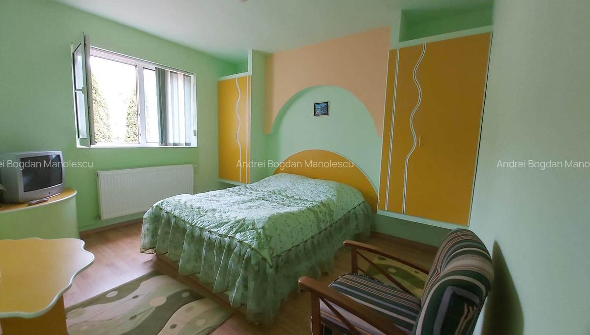 Vanzare 2 vile 40 locuri cazare la munte langa padure si rau teren mare Cheia PH - 14