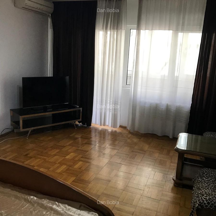 Garsoniera Pta Alba Iulia 15 min   Muncii DB1150 - 4