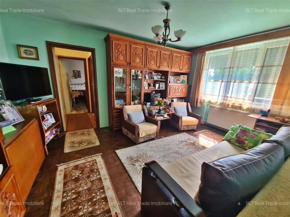Apartament cu 3 camere semidecomandat în Centrul Civic - 2