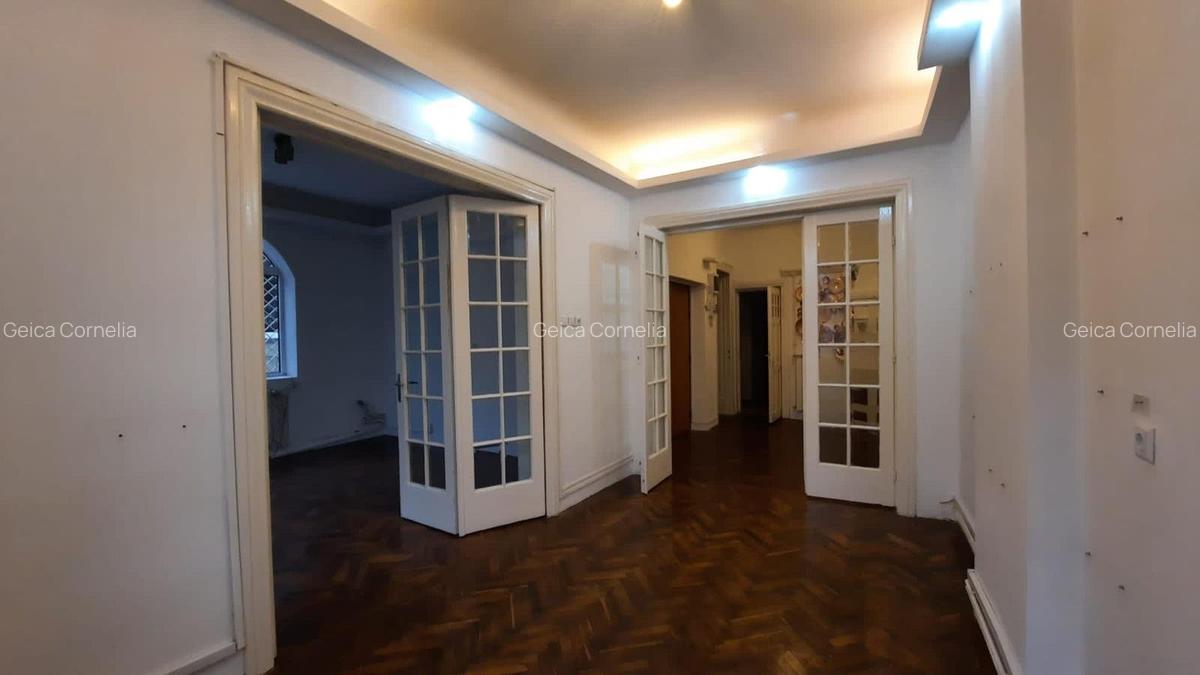 Apartament in imobil mic, parter, dacia, Eminescu - 5