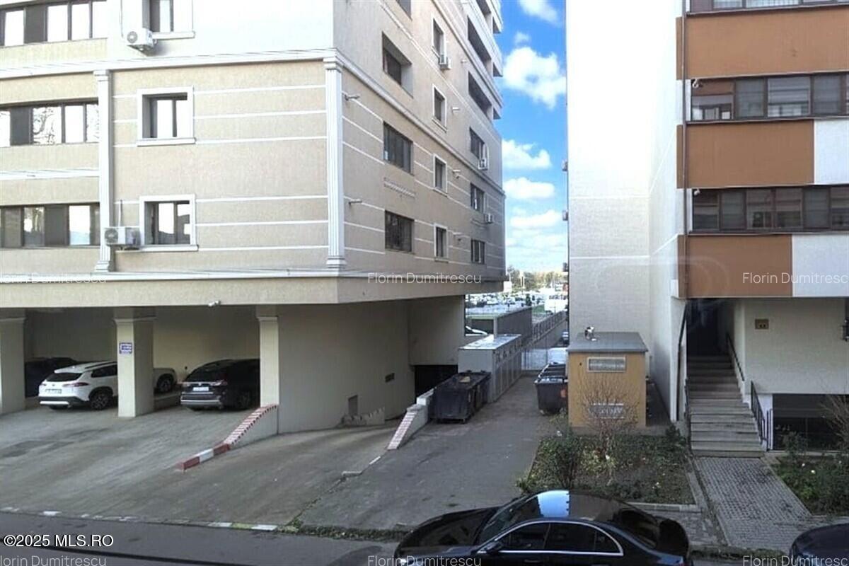 	Km 4-5 - Lidl, Garsoniera decomandata, 40 mp, incadrata, etajul 1! - 18