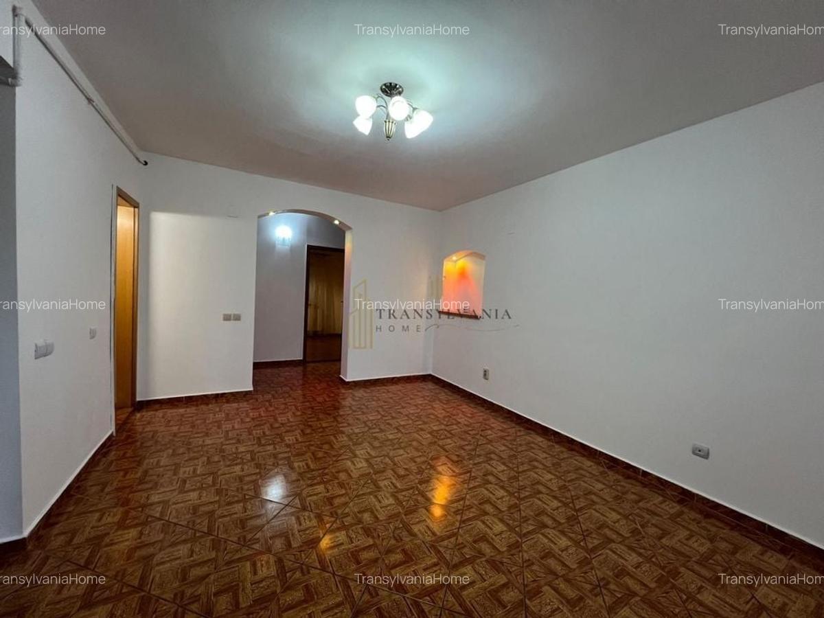 Apartament 4 camere, zona linistita - 2