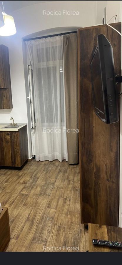 Garsoniera - centrul istoric - langa Piata Sfatului - 3