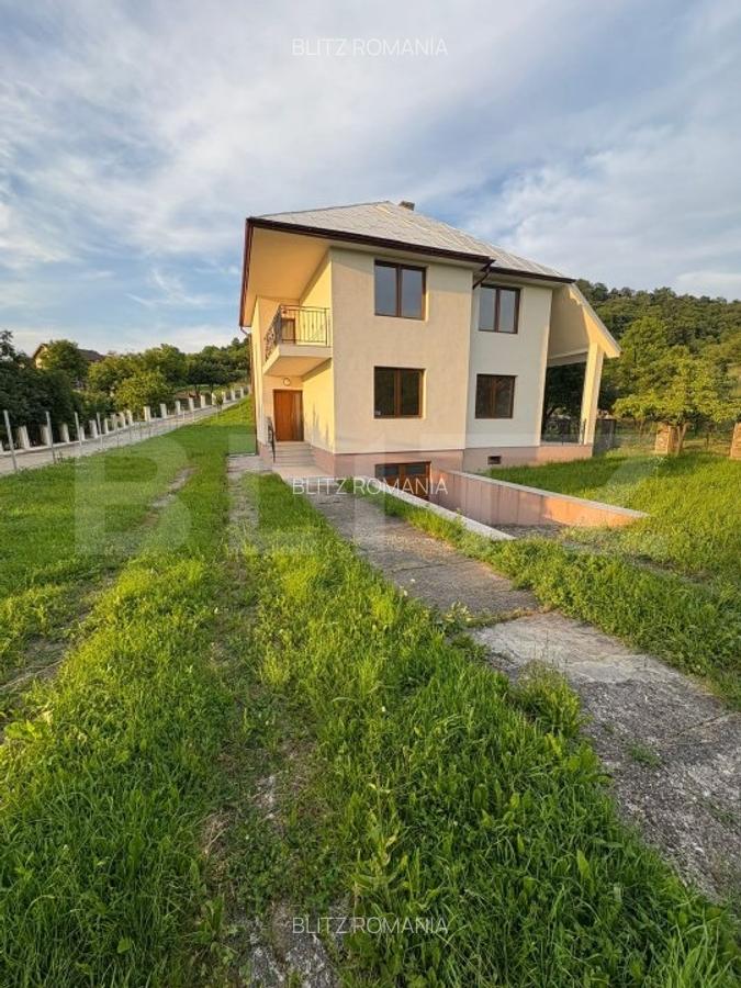 Casa de vanzare, cu 4 camere, 180 mp 1300mp teren Valea Ghinzii - 3
