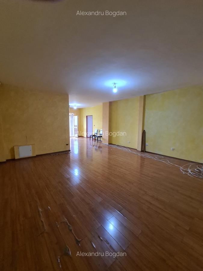 Ap 3 camere suprafata  mare  la 9 min de mers de  metrou Starulesti - 22