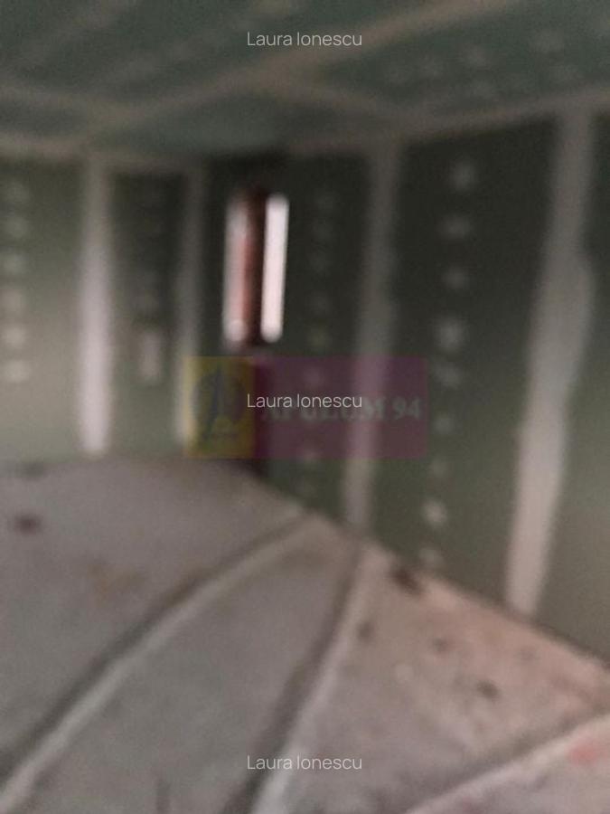 Vila la rosu Zarnesti- Mitropolit Metianu cu vedere superba spre munte - 15