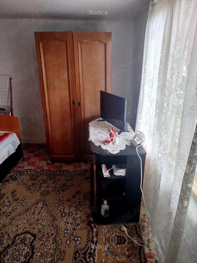 Vand casa in satul Once?ti - 6