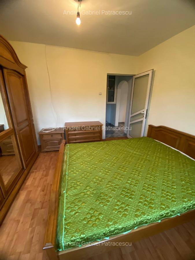 2 decomandate ETAJUL 2, centrala, termopan, izolat,  22 DECEMBRIE - 4 2 decomandate ETAJUL 2, centrala, termopan, izolat,  22 DECEMBRIE - 4