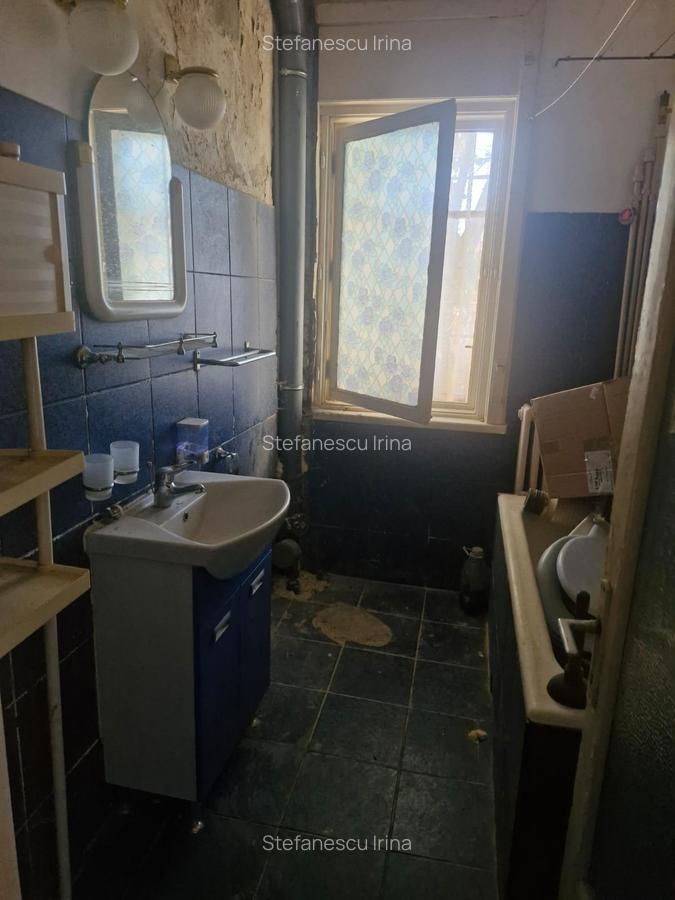 Apartament cu potențial investițional în zona istorică a Constanței - 9 Apartament cu potențial investițional în zona istorică a Constanței - 9