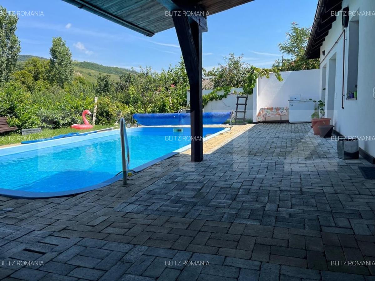 Casa Moderna cu Piscina, Foisor si Teren Generos-Teaca - 2