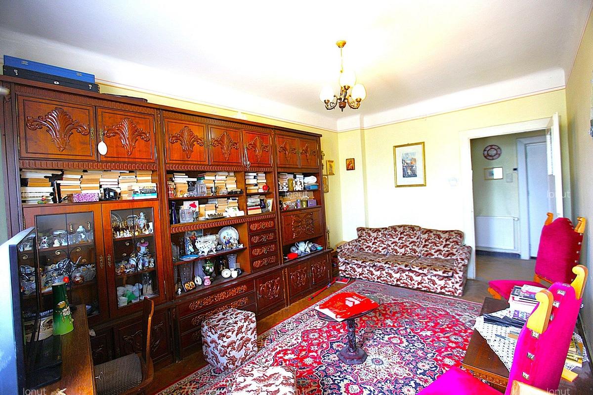 Apartament cu 4 camere decomandat în Centrul Istoric - 4