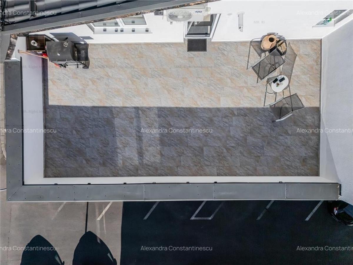 Apartament tip Penthouse pe 2 niveluri | zona Coresi Comision 0% - 11