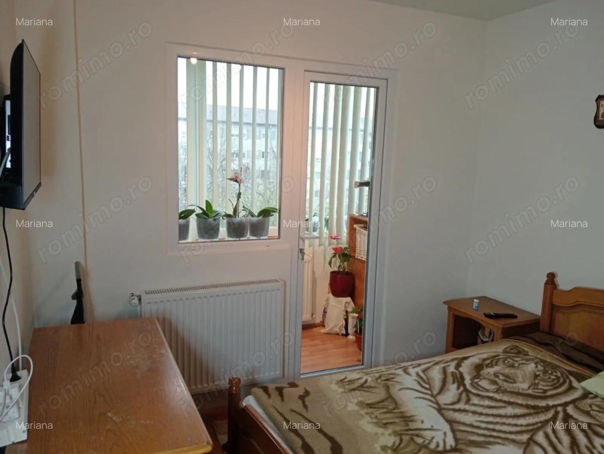 Vand apartament 3 camere zona Dacia etaj 3 centrala termica - 6