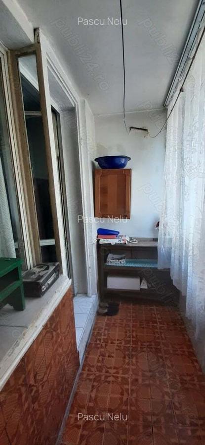 Inchiriez apartament 3 camere - 3