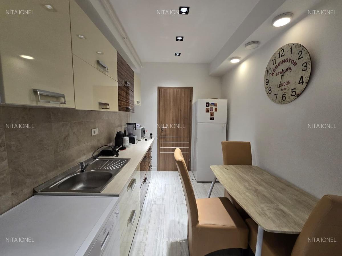 Aparatorii Patriei-3 cam,decomandat,et. 1,supr. 90 mp. loc parcare,an 2017 - 24