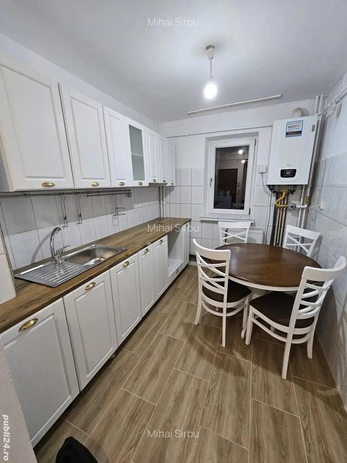 Apartament 3 camere, et. 2, 1 Mai, Insula, Medicina, Parc - 1