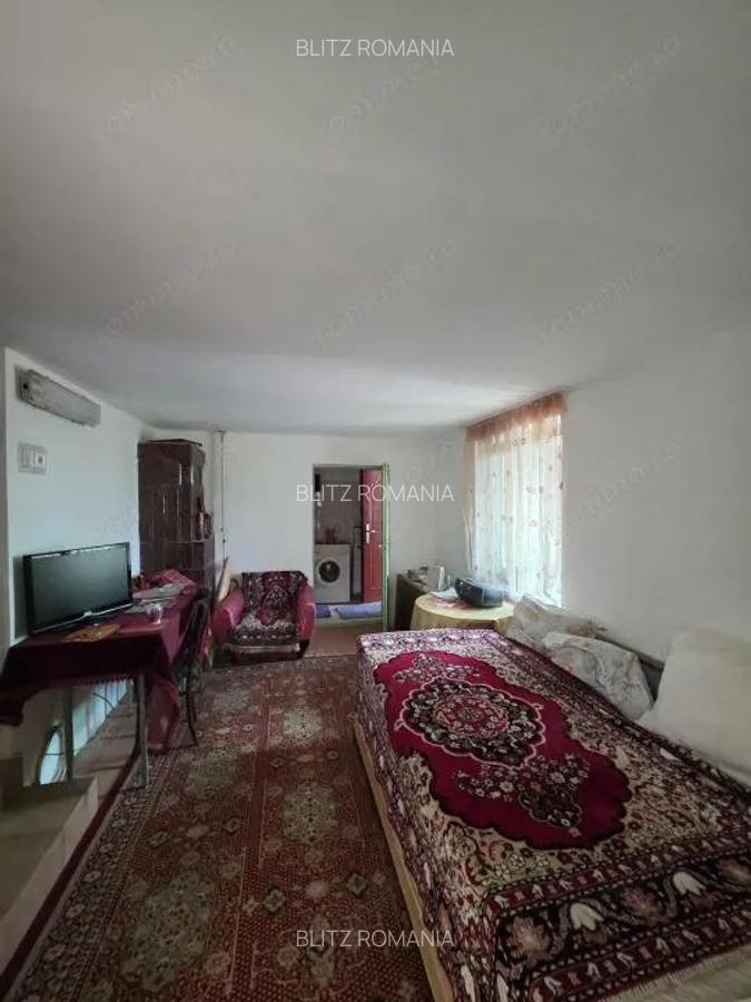 Casa, teren generos Magurele, sat Iazu, Prahova - 4