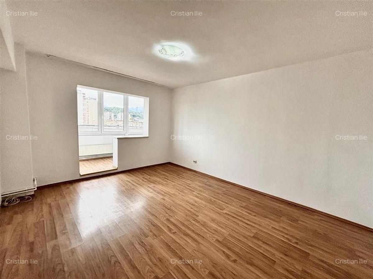 Apartament cu 4 camere | Centru Civic - 1
